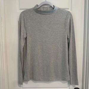 LOFT Mock Neck Top Gray Long Sleeve Snap Back Detail Size Small